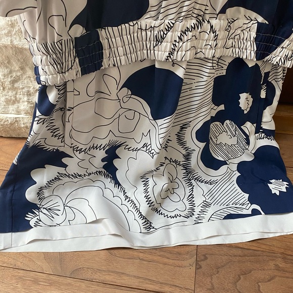 DVF stylish silk summer dress! - Picture 5 of 8